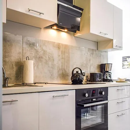 Σπίτι διακοπών 2 Bedroom Beautiful In *