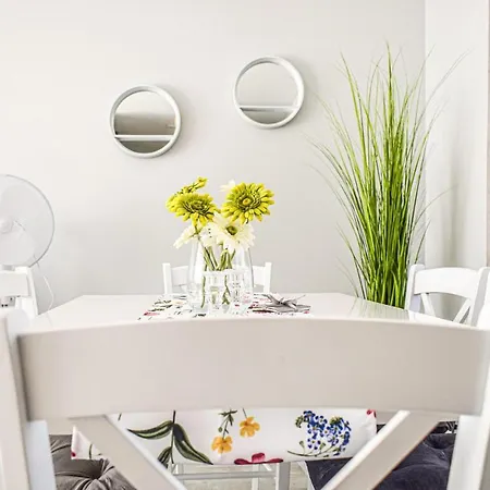 2 Bedroom Beautiful In