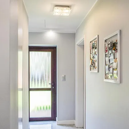 2 Bedroom Beautiful In *