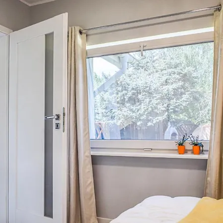 בית נופש 2 Bedroom Beautiful In